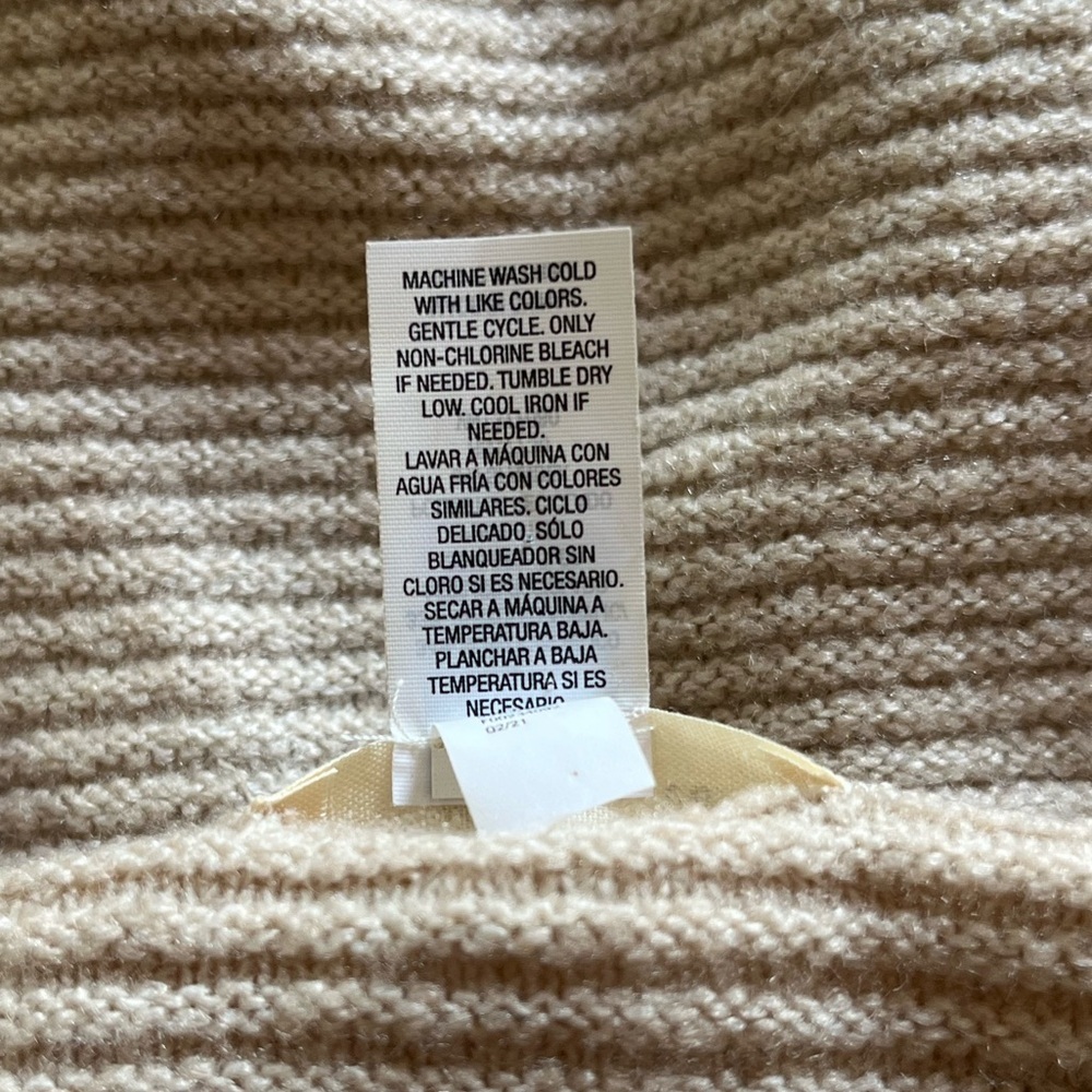Universal Thread Beige Knit Pullover - image 6